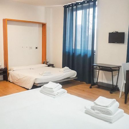 La Boheme Smart Hotel ตูริน ภายนอก รูปภาพ