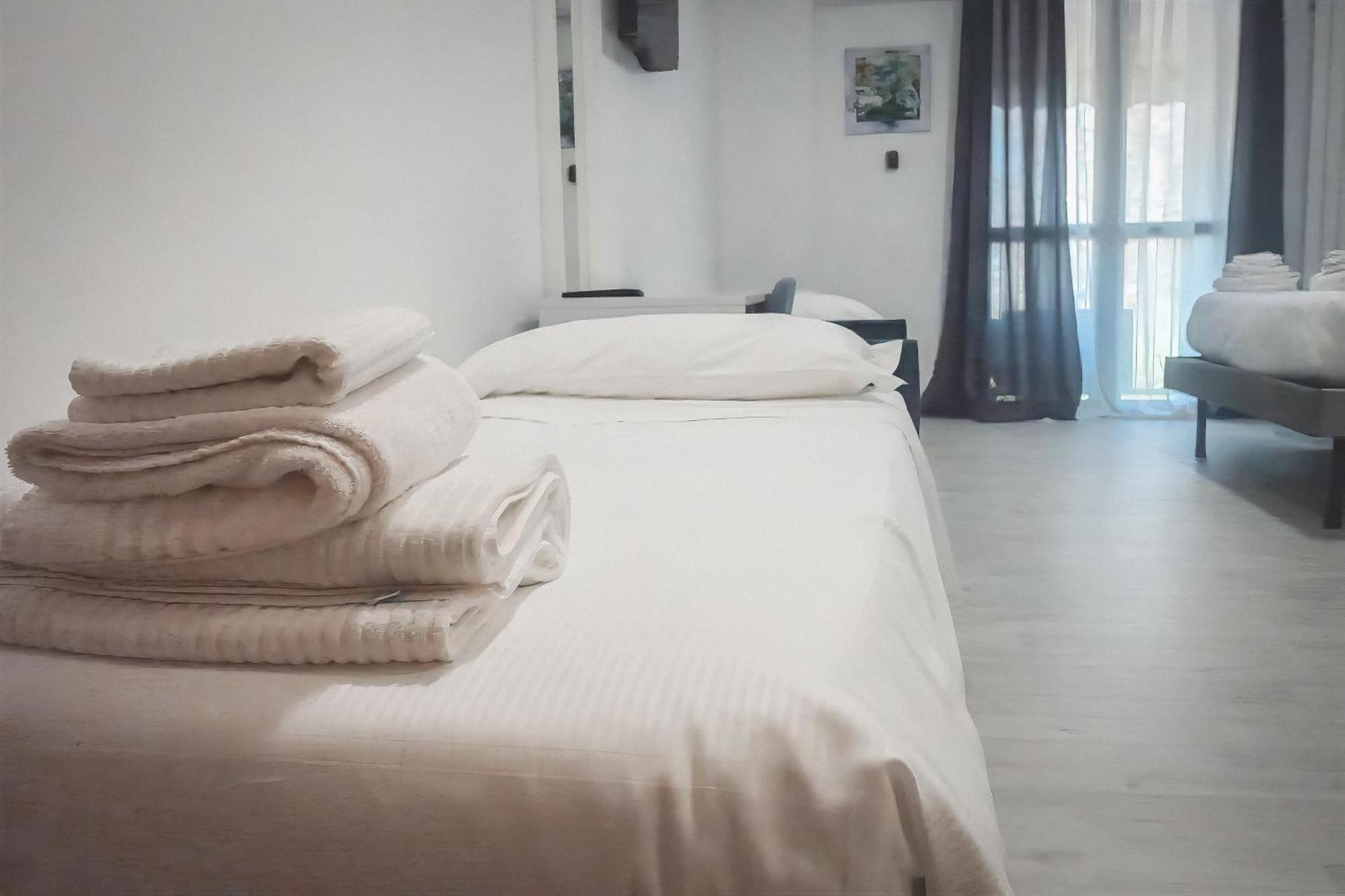 La Boheme Smart Hotel ตูริน ภายนอก รูปภาพ